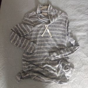 Stitch fix olive and oak sweater